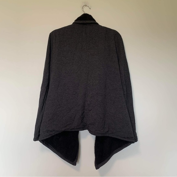 UGG  grey open cardigan - Picture 3 of 5